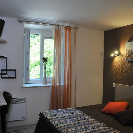 O2 Saone Hotel Reyrieux Buitenkant foto