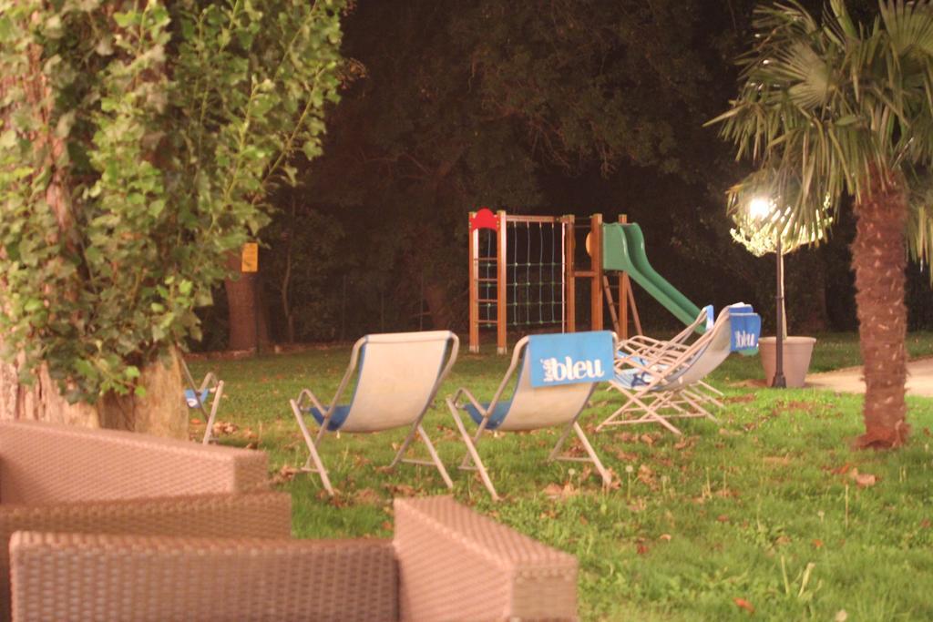 O2 Saone Hotel Reyrieux Buitenkant foto