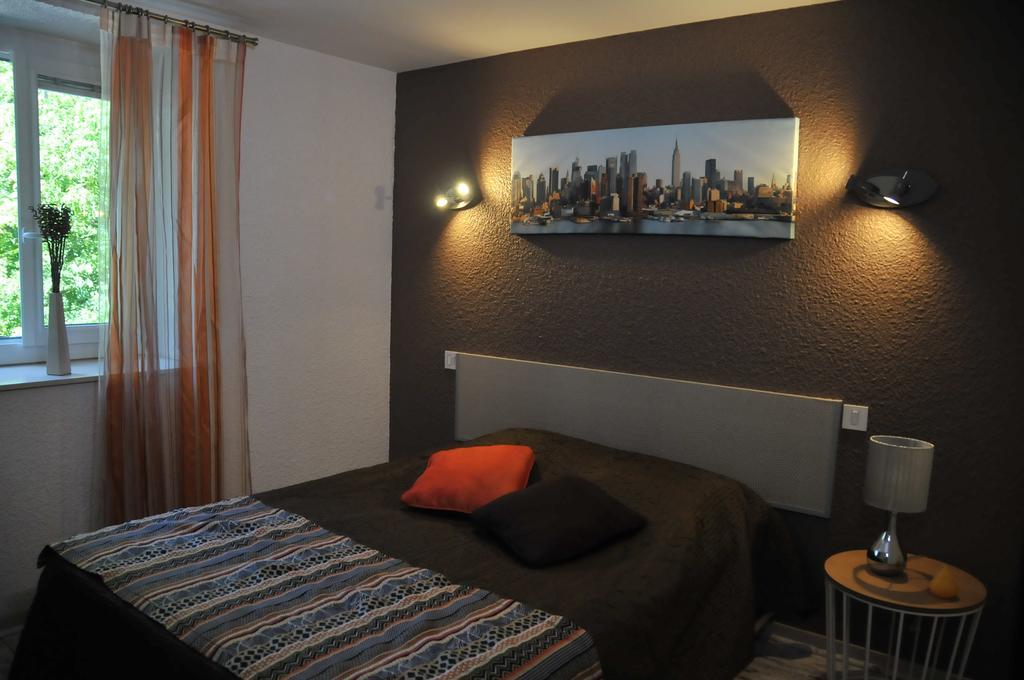 O2 Saone Hotel Reyrieux Buitenkant foto